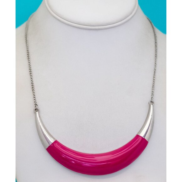 20 inch, Vintage Pink Crescent Moon Silver Tone Bib Necklace, E40 - Picture 2 of 3